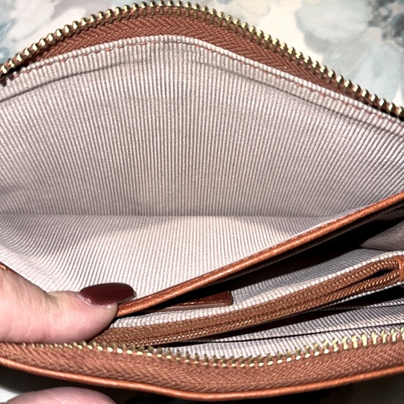 Margot Custom Colored Leather Wallet Wristlet BNNT - Picture 15 of 16